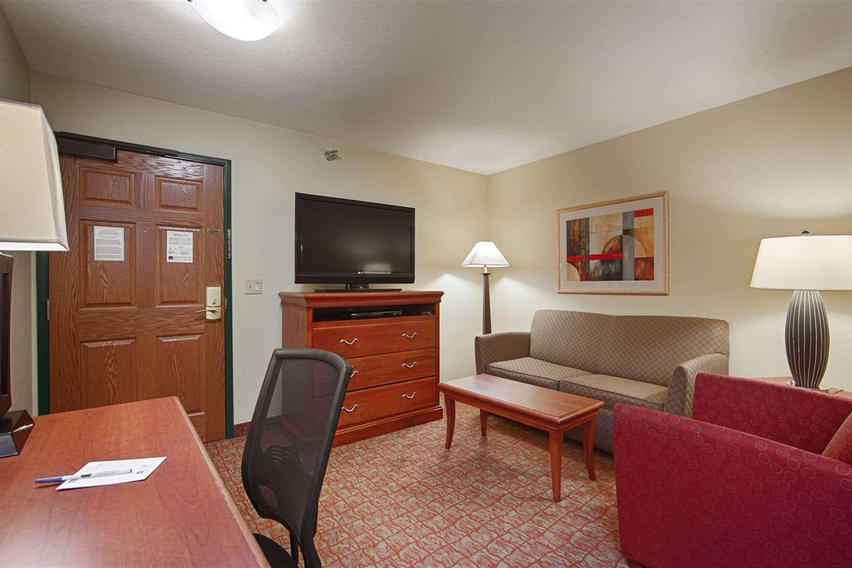 Heritage Hotel And Suites Dickinson Eksteriør bilde